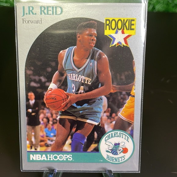 Panini Lot of 11 Charlotte Hornets Basketball 🏀 Cards - Picture 3 of 11